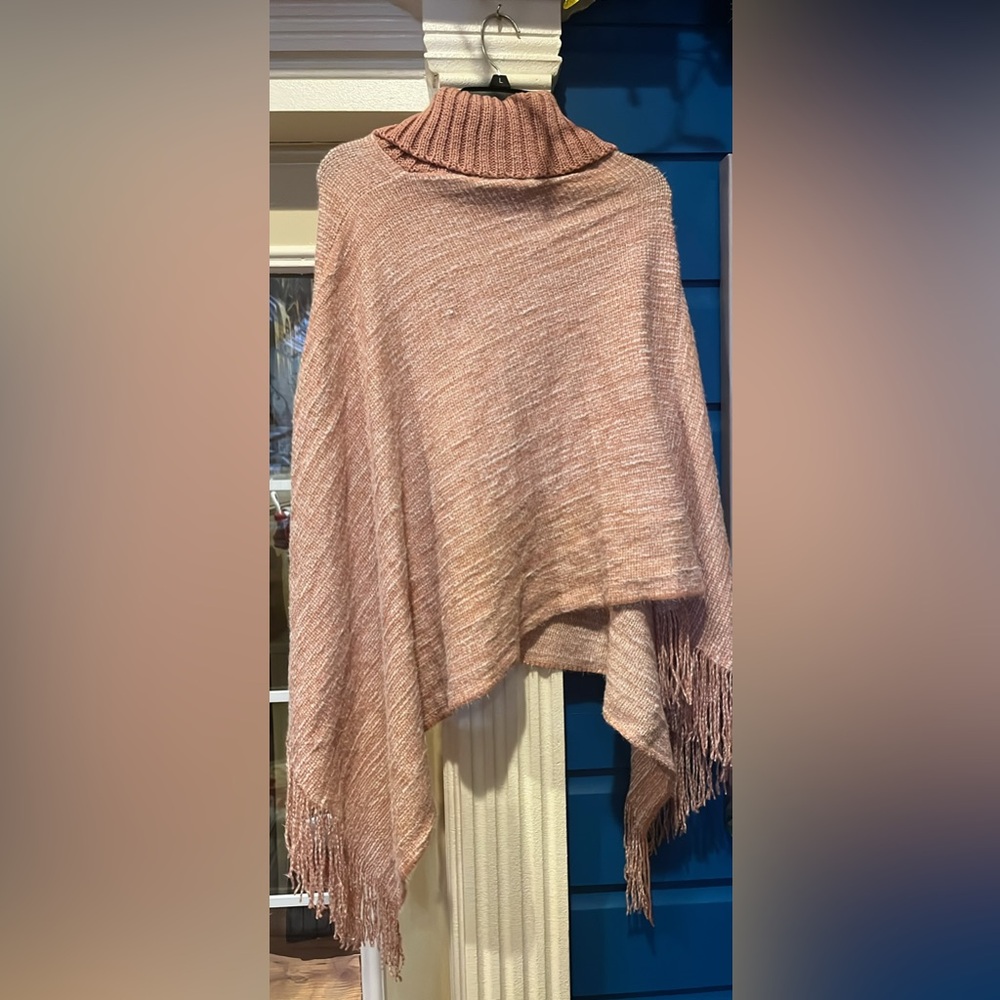 NWOT Blush Pink Sweater with Fringe - Picture 4 of 5